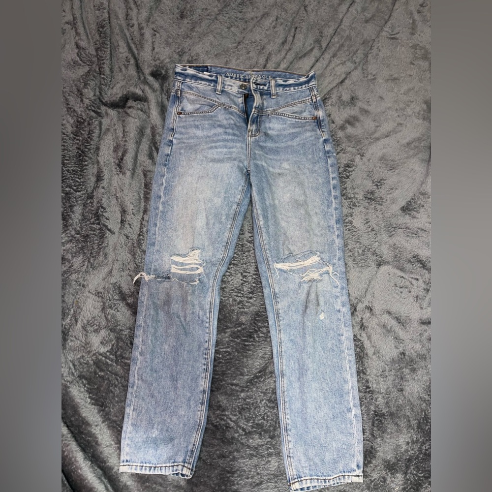 American eagle straight leg mom jeans